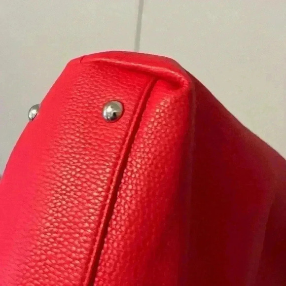 Sam Edelman Ruby Red Satchel/Crossbody w/Bamboo
Style Handle - Picture 2 of 16